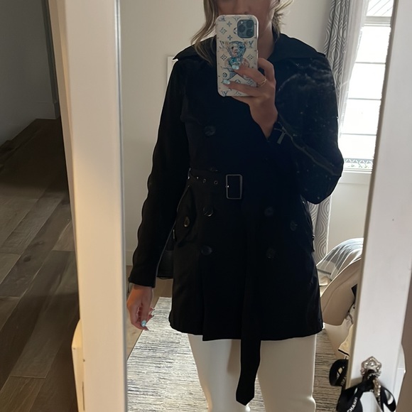 BCBG trench coat with hood - Picture 8 of 10